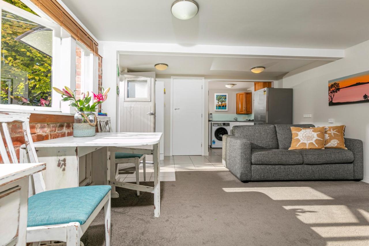 Whitby Studio - Mairangi Bay Beach Окленд Экстерьер фото